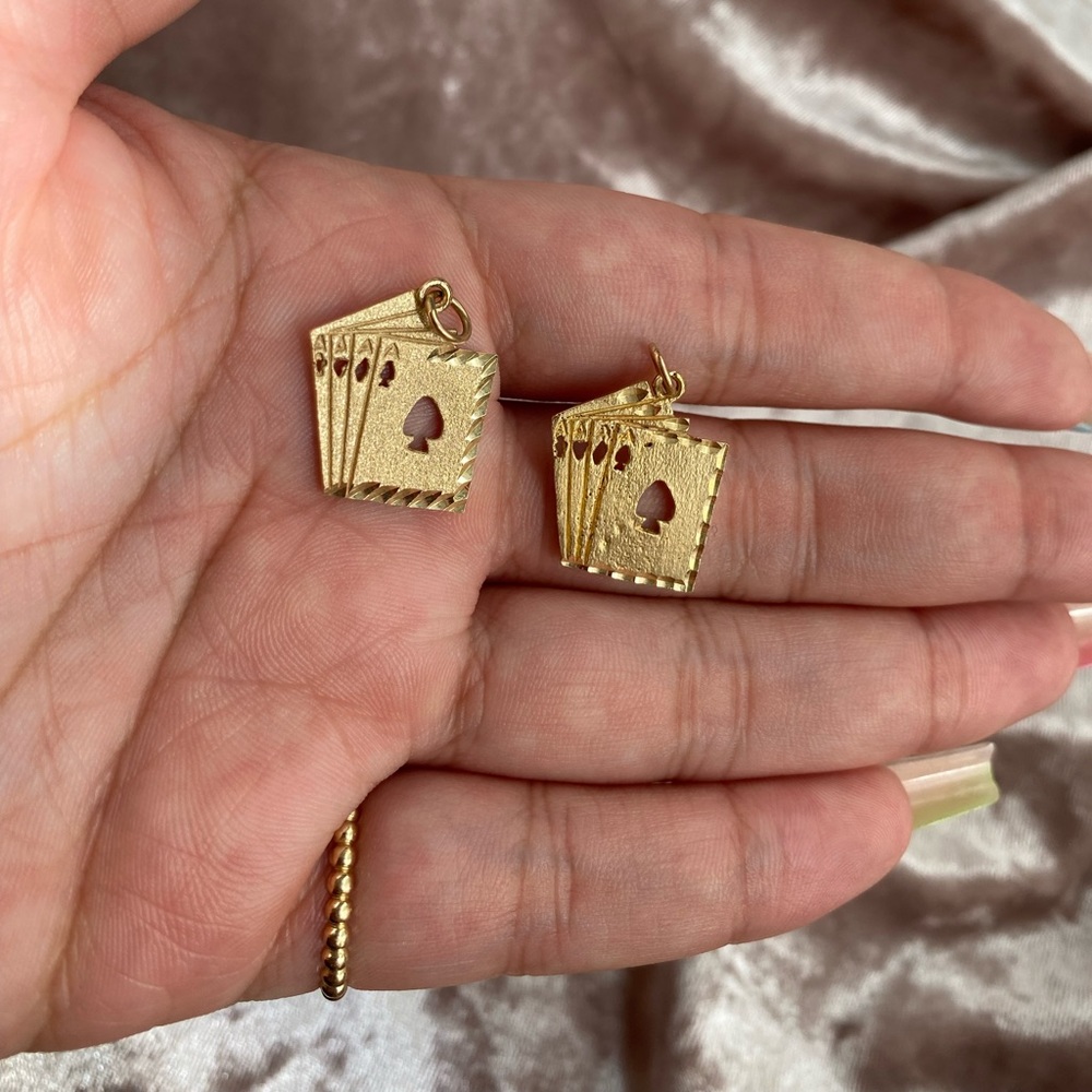 14k Solid Gold Cards Pendant